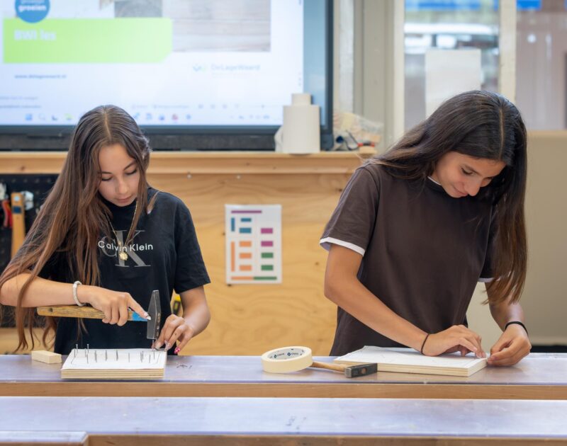 BWI dames aan het werk BWI dames aan het werk